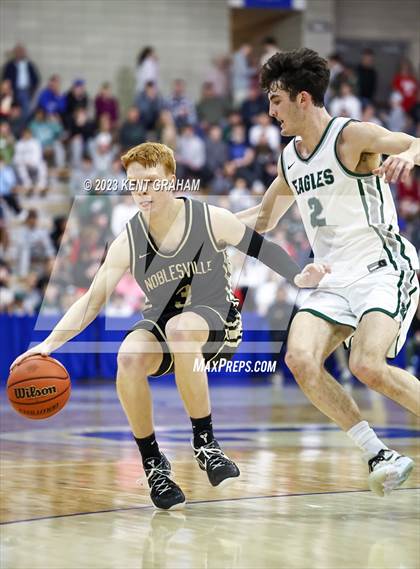 Thumbnail 3 in Noblesville vs Zionsville  (IHSAA 4A Sectional Championship) photogallery.