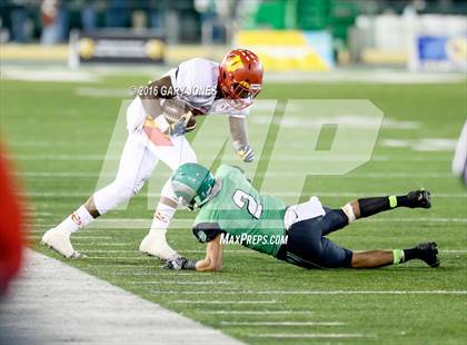 Thumbnail 3 in Cathedral Catholic vs. St. Mary's (CIF State Division 1AA Final) photogallery.