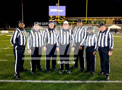 Thumbnail 1 in Cathedral Catholic vs. St. Mary's (CIF State Division 1AA Final) photogallery.