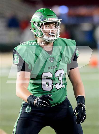 Thumbnail 2 in Cathedral Catholic vs. St. Mary's (CIF State Division 1AA Final) photogallery.