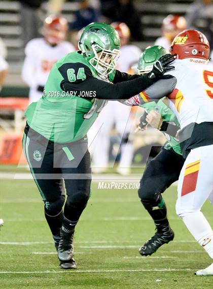 Thumbnail 2 in Cathedral Catholic vs. St. Mary's (CIF State Division 1AA Final) photogallery.