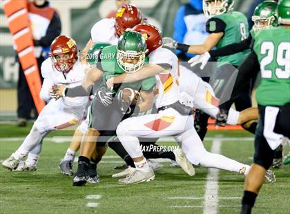 Thumbnail 3 in Cathedral Catholic vs. St. Mary's (CIF State Division 1AA Final) photogallery.