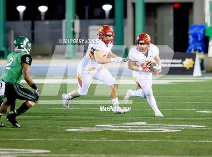 Thumbnail 2 in Cathedral Catholic vs. St. Mary's (CIF State Division 1AA Final) photogallery.