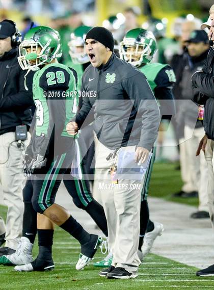 Thumbnail 3 in Cathedral Catholic vs. St. Mary's (CIF State Division 1AA Final) photogallery.