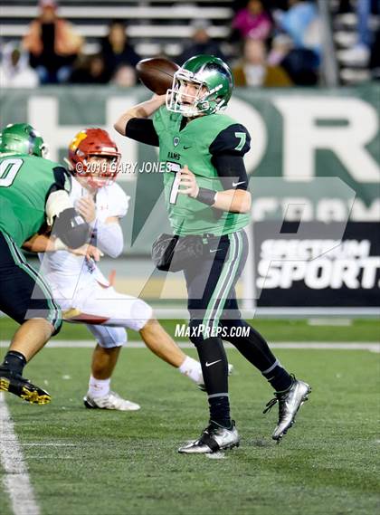 Thumbnail 3 in Cathedral Catholic vs. St. Mary's (CIF State Division 1AA Final) photogallery.