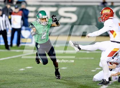 Thumbnail 2 in Cathedral Catholic vs. St. Mary's (CIF State Division 1AA Final) photogallery.