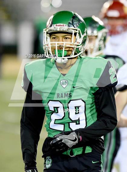 Thumbnail 2 in Cathedral Catholic vs. St. Mary's (CIF State Division 1AA Final) photogallery.
