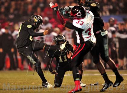Thumbnail 2 in Centennial @ Narbonne (CIF SoCal Regional Open Division Final) photogallery.