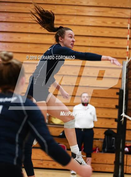 Thumbnail 1 in Carlmont vs. Granite Bay (Stockton Classic) photogallery.