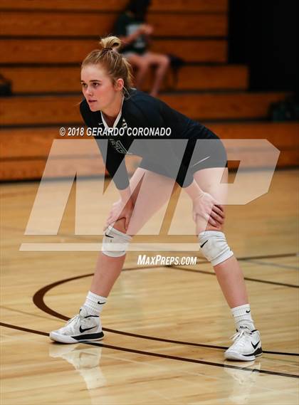 Thumbnail 3 in Carlmont vs. Granite Bay (Stockton Classic) photogallery.
