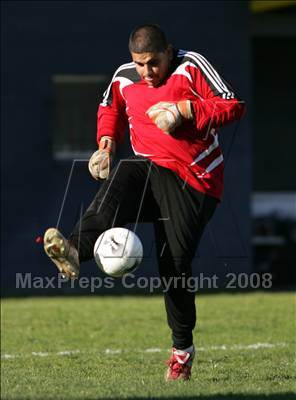 Thumbnail 2 in Bishop Montgomery @ Santa Monica (CIF SS Playoffs) photogallery.