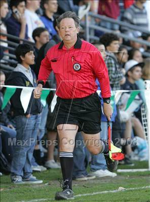 Thumbnail 3 in Bishop Montgomery @ Santa Monica (CIF SS Playoffs) photogallery.