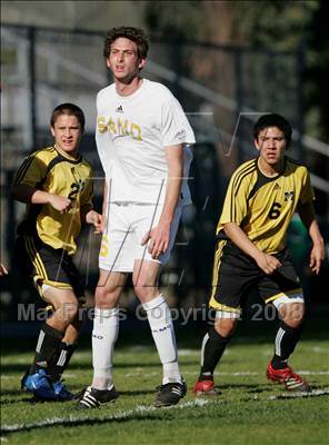 Thumbnail 1 in Bishop Montgomery @ Santa Monica (CIF SS Playoffs) photogallery.