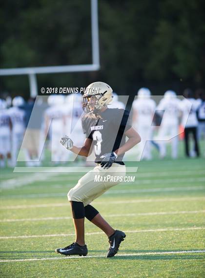 Thumbnail 3 in Archbishop Mitty vs. Serra photogallery.