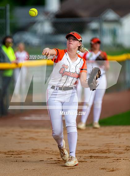Thumbnail 1 in Beckman @ Solon photogallery.