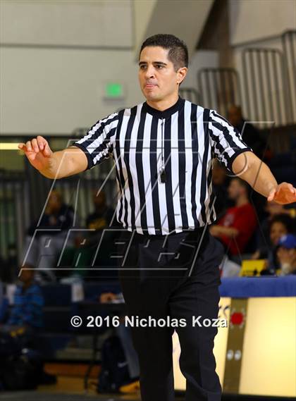 Thumbnail 3 in Beverly Hills vs. Campbell Hall (MLK Day Showdown) photogallery.