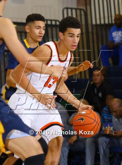 Thumbnail 3 in Beverly Hills vs. Campbell Hall (MLK Day Showdown) photogallery.