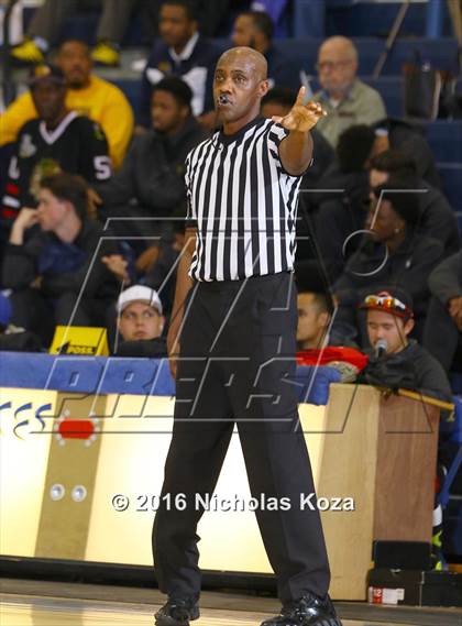 Thumbnail 1 in Beverly Hills vs. Campbell Hall (MLK Day Showdown) photogallery.