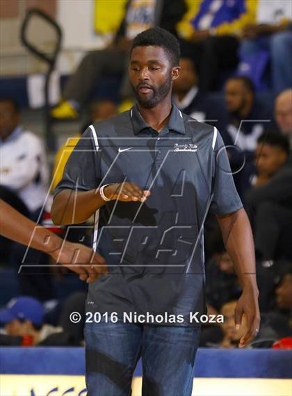 Thumbnail 1 in Beverly Hills vs. Campbell Hall (MLK Day Showdown) photogallery.