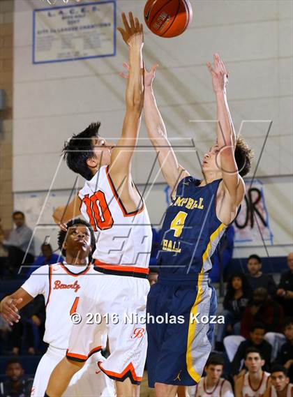 Thumbnail 2 in Beverly Hills vs. Campbell Hall (MLK Day Showdown) photogallery.