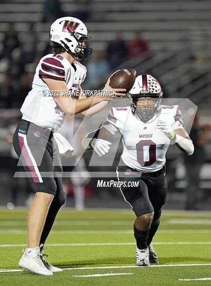 Thumbnail 3 in Weiss @ Desoto (6A Region II Bi District) photogallery.