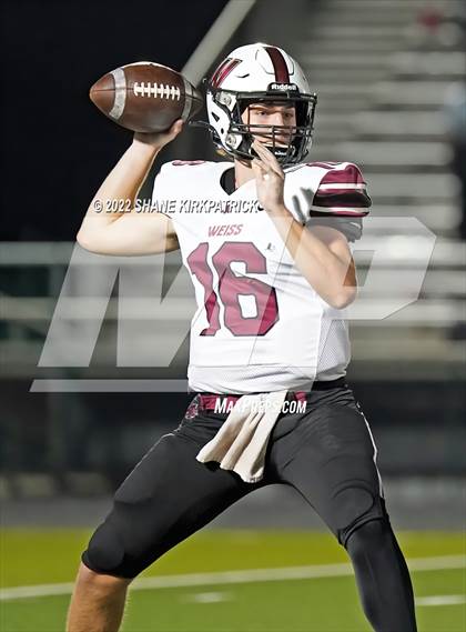 Thumbnail 1 in Weiss @ Desoto (6A Region II Bi District) photogallery.