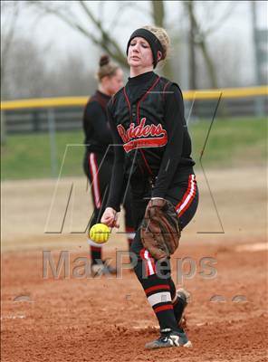 Thumbnail 3 in Coffee County Central vs Columbia (BHS Tournament) photogallery.