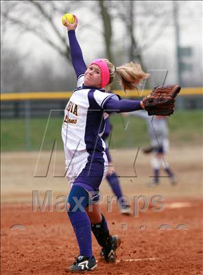 Thumbnail 3 in Coffee County Central vs Columbia (BHS Tournament) photogallery.