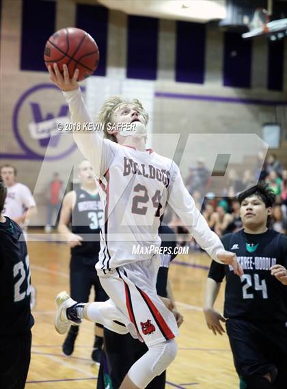 Thumbnail 2 in Arickaree/Woodlin vs. Otis  (CHSAA 1A District Playoff) photogallery.