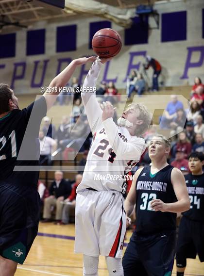Thumbnail 1 in Arickaree/Woodlin vs. Otis  (CHSAA 1A District Playoff) photogallery.