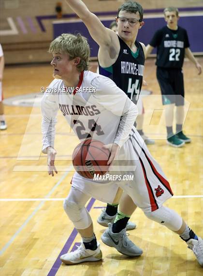Thumbnail 1 in Arickaree/Woodlin vs. Otis  (CHSAA 1A District Playoff) photogallery.
