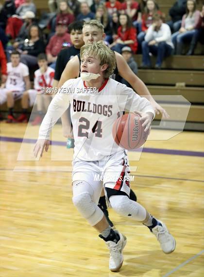 Thumbnail 3 in Arickaree/Woodlin vs. Otis  (CHSAA 1A District Playoff) photogallery.