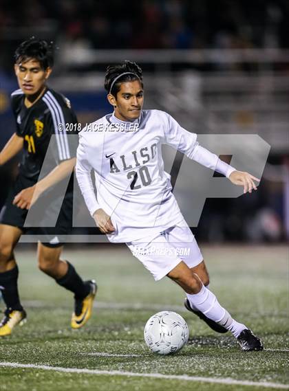 Thumbnail 3 in Aliso Niguel vs. Sunny Hills (CIF SS D2 Final) photogallery.