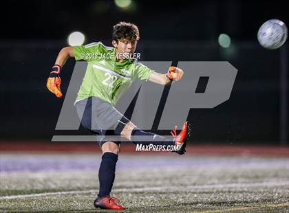 Thumbnail 3 in Aliso Niguel vs. Sunny Hills (CIF SS D2 Final) photogallery.