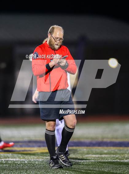 Thumbnail 1 in Aliso Niguel vs. Sunny Hills (CIF SS D2 Final) photogallery.