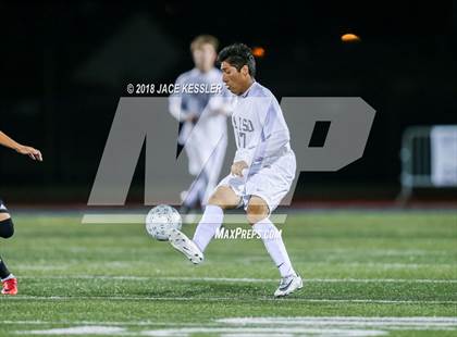 Thumbnail 1 in Aliso Niguel vs. Sunny Hills (CIF SS D2 Final) photogallery.