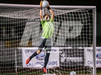 Thumbnail 2 in Aliso Niguel vs. Sunny Hills (CIF SS D2 Final) photogallery.