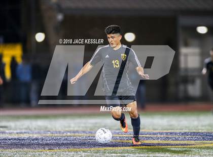Thumbnail 3 in Aliso Niguel vs. Sunny Hills (CIF SS D2 Final) photogallery.