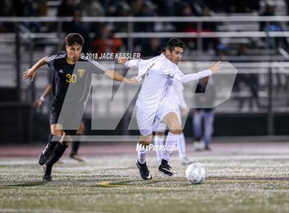 Thumbnail 2 in Aliso Niguel vs. Sunny Hills (CIF SS D2 Final) photogallery.