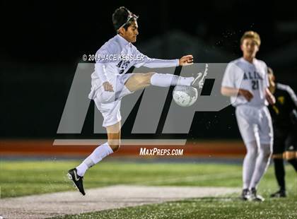Thumbnail 3 in Aliso Niguel vs. Sunny Hills (CIF SS D2 Final) photogallery.