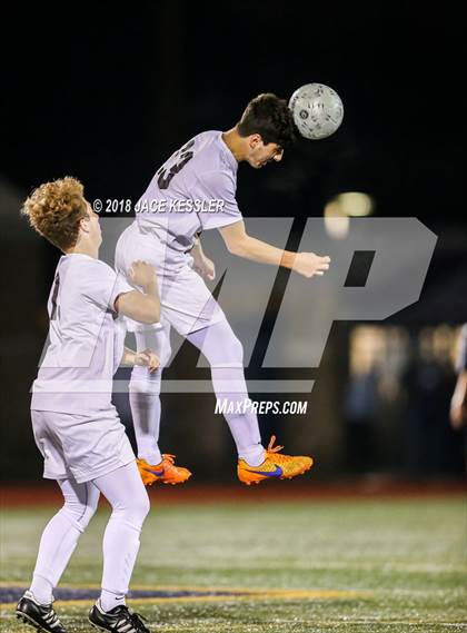 Thumbnail 3 in Aliso Niguel vs. Sunny Hills (CIF SS D2 Final) photogallery.
