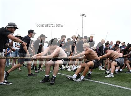 Thumbnail 2 in Surf City Lineman Competition photogallery.