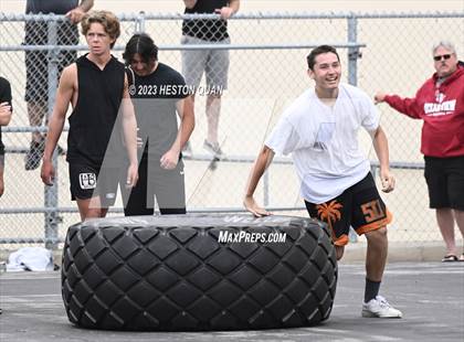 Thumbnail 2 in Surf City Lineman Competition photogallery.