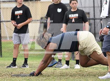 Thumbnail 2 in Surf City Lineman Competition photogallery.