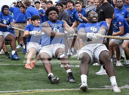 Thumbnail 2 in Surf City Lineman Competition photogallery.