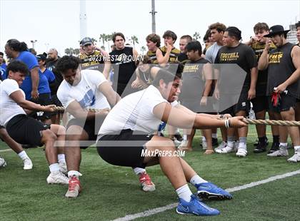 Thumbnail 2 in Surf City Lineman Competition photogallery.