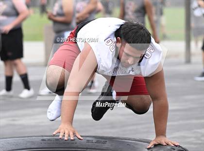 Thumbnail 2 in Surf City Lineman Competition photogallery.