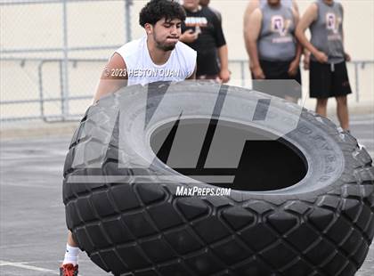 Thumbnail 2 in Surf City Lineman Competition photogallery.