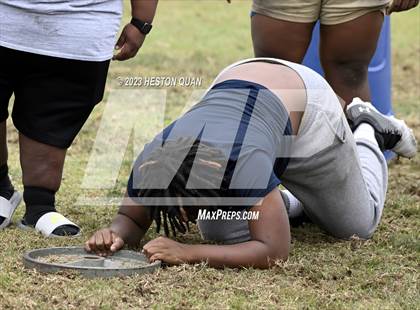 Thumbnail 3 in Surf City Lineman Competition photogallery.