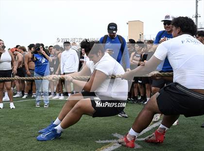 Thumbnail 2 in Surf City Lineman Competition photogallery.